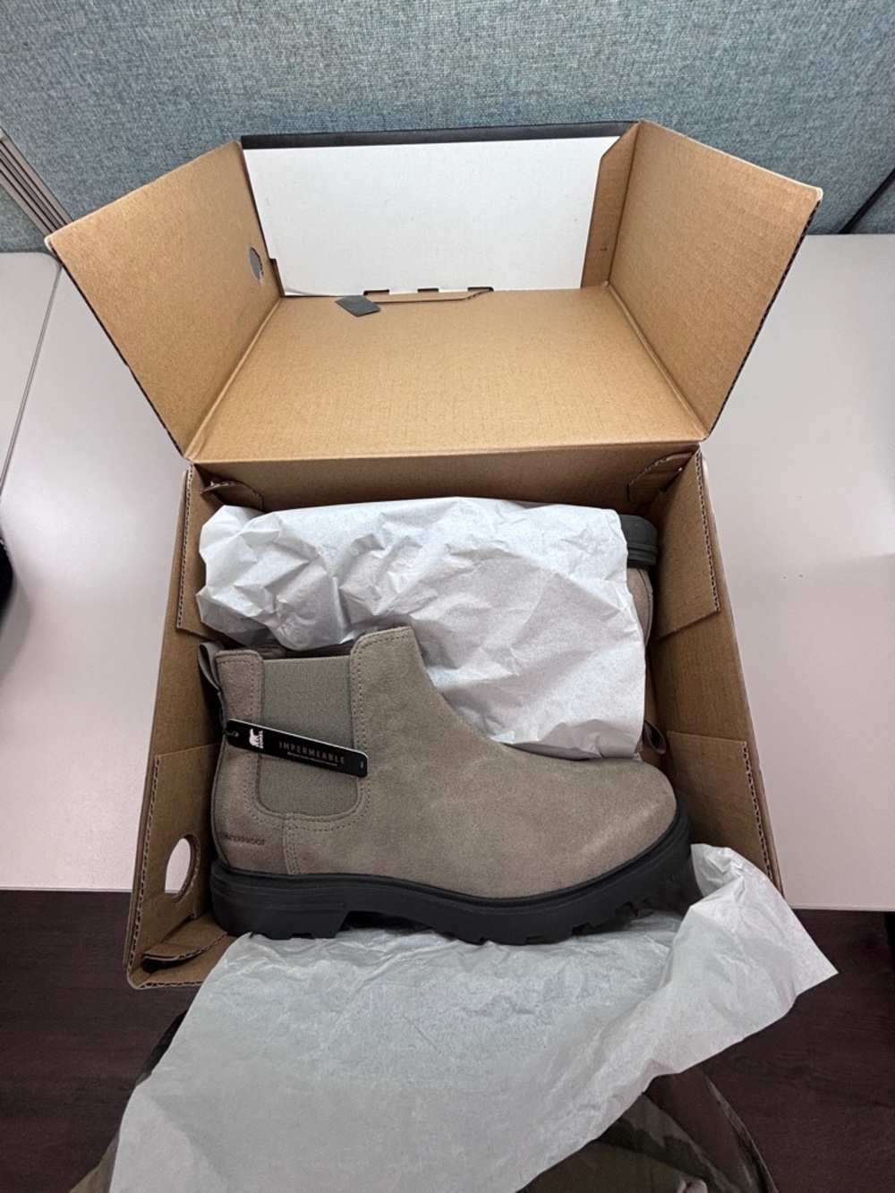 NWT Sorel Men's Sz 9 Cyprus Chelsea Waterproof Boots in Khaki II/Jet Colorway - Picture 9 of 11